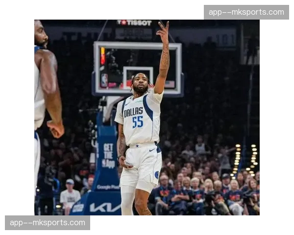 开拓者主场击败快船保留季后赛希望 西蒙斯外线火力全开命中7记三分